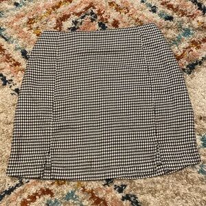 Small houndstooth Miniskirt
